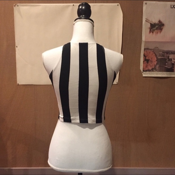 AMERICAN APPAREL CROP TOP - Picture 5 of 7